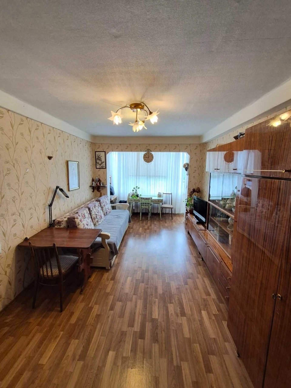 Продам 2-х кім квартиру 69м2 з індивідуальним опаленням