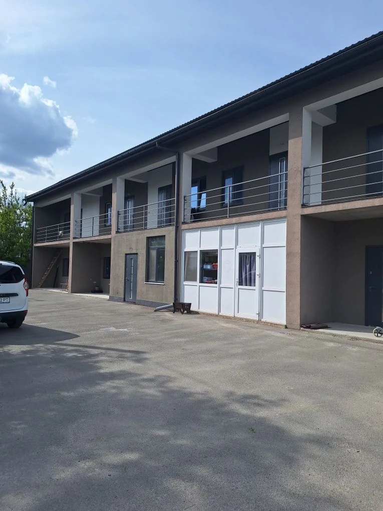 Продам 1 кімнатну квартиру в клубному  будинку