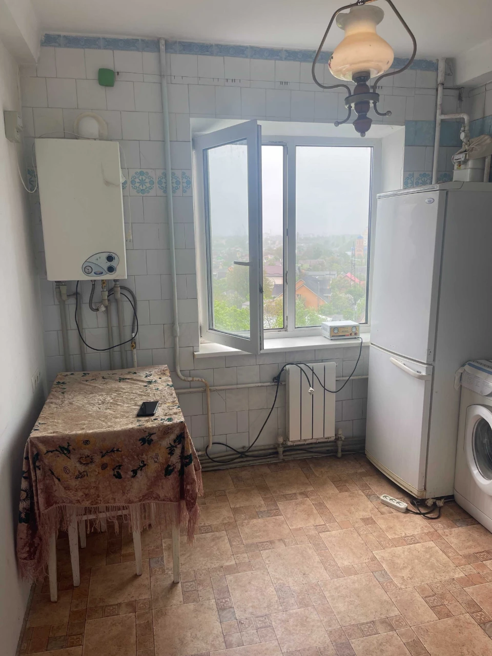 3-кімнатна квартира (загальна — 63,8 м²; житлова — 41,5 м²)