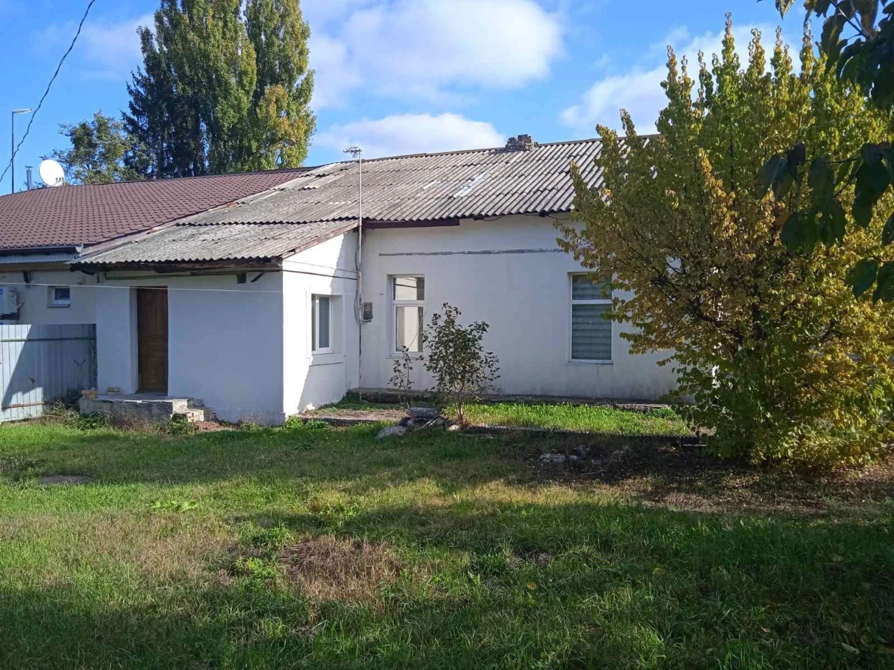 Боярка. 3комн., квартира с двориком.