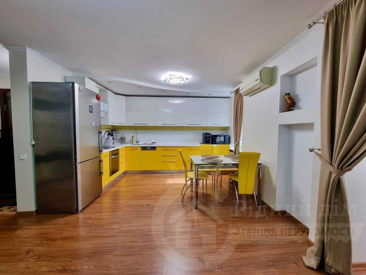 Sale of a 3-room apartment in Ukraine, Sovnova Street