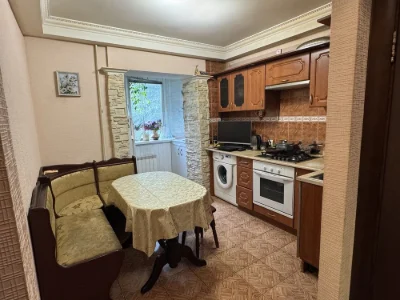 Продажа 1-комнатной квартиры, вся бытовая техника