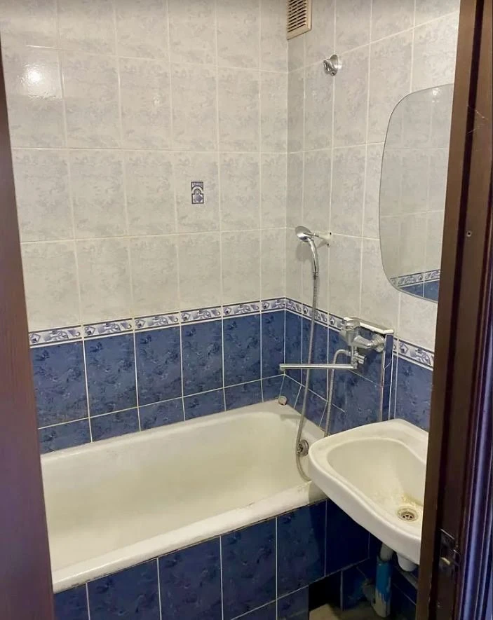 Продам 3ри кімнатну квартиру аїнка