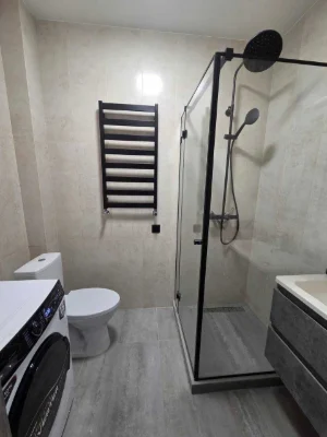 Sale of a 1-bedroom apartment in a new building