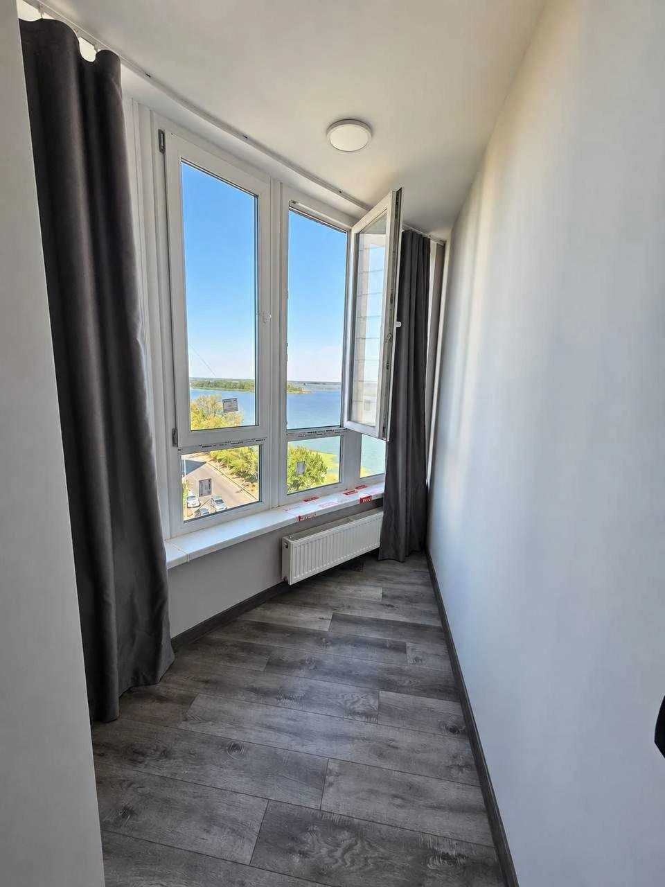 Sale of a 1-bedroom apartment in a new building