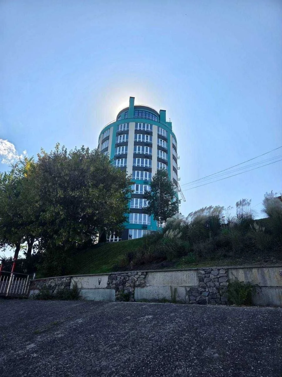 Sale of a 1-bedroom apartment in a new building