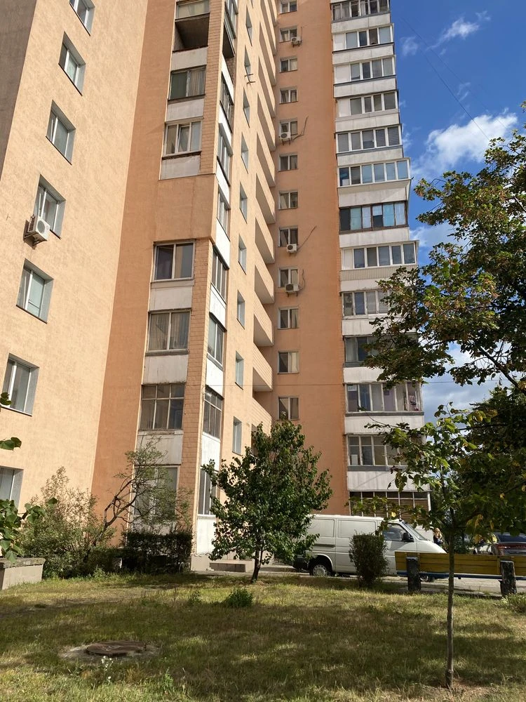 Продаж 1-комнатной квартиры в центре города, Украинка
