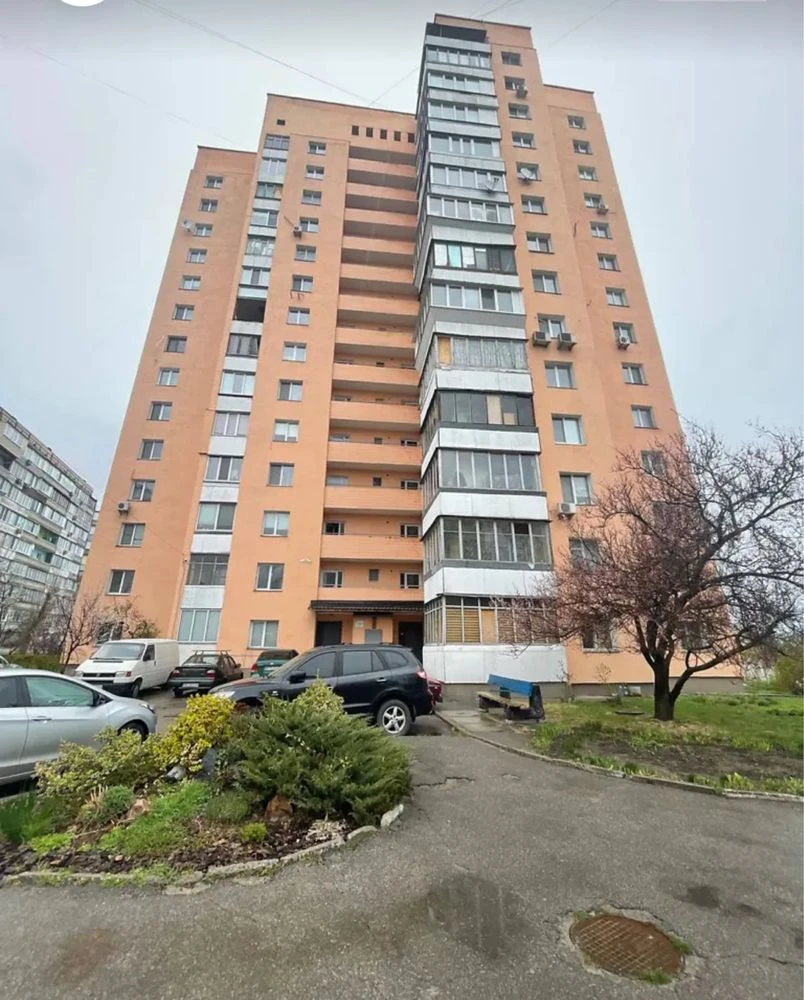 For sale 1-room apartment in Ukraine without commission for purchase