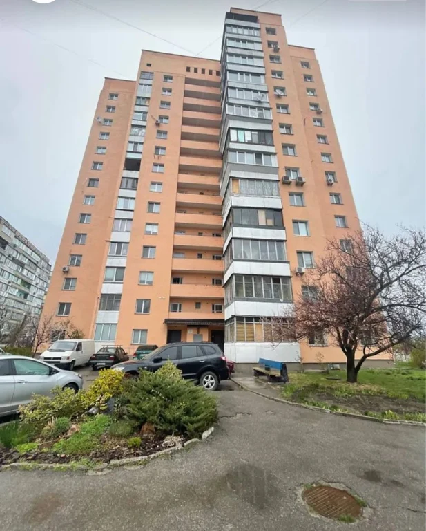 For sale 1-room apartment in Ukraine without commission for purchase