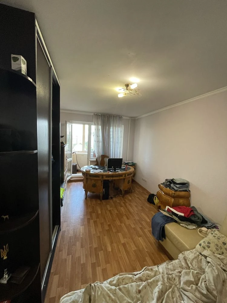 For Sale: Panoramic 3-bedroom apartment in Ukraine