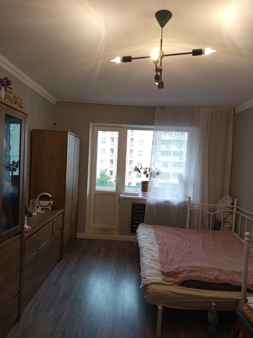 2-bedroom apartment in the city of Ukraine!