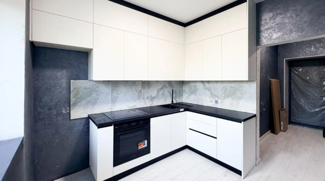 SELLING WITHOUT INTERMEDIARIES!! Selling a one-bedroom apartment in