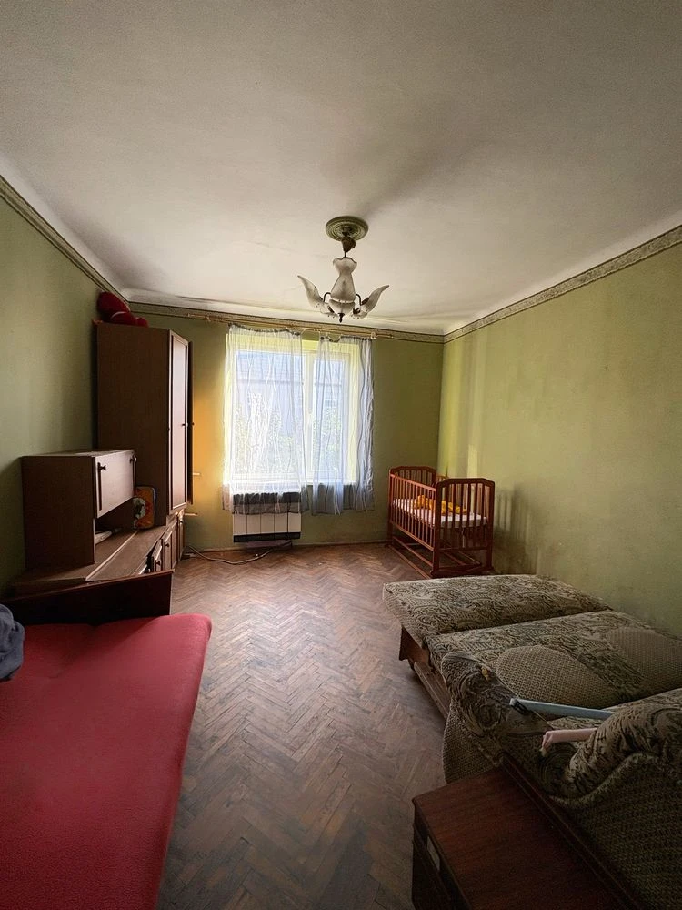 Sale of a 1-bedroom apartment on Stryska Street, Hodoriv