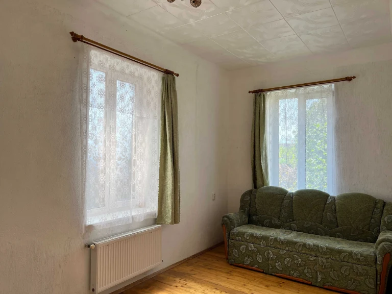 2-bedroom Apartment in Khodoriv, 2K Residential Property without Realtor