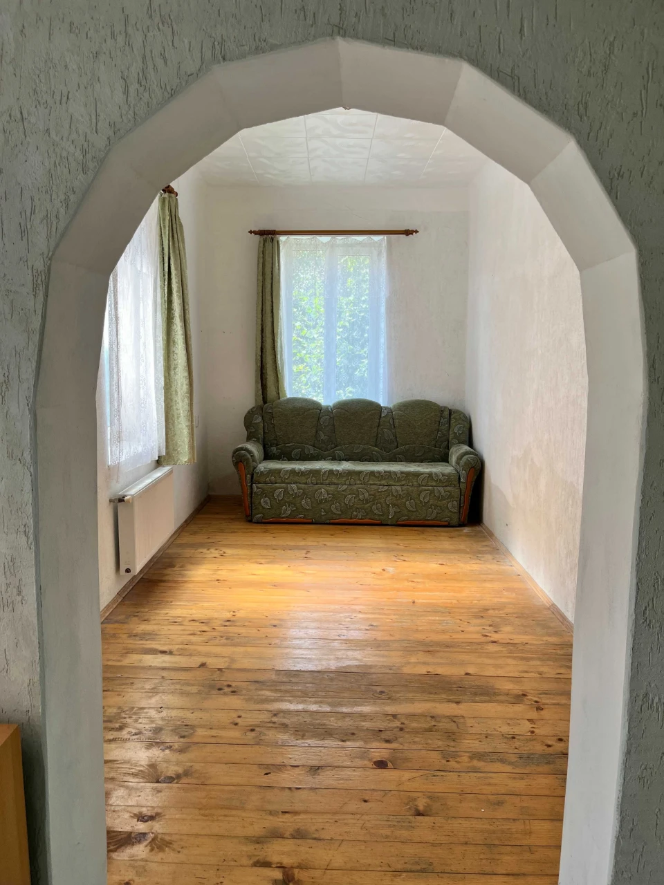 2-bedroom Apartment in Khodoriv, 2K Residential Property without Realtor