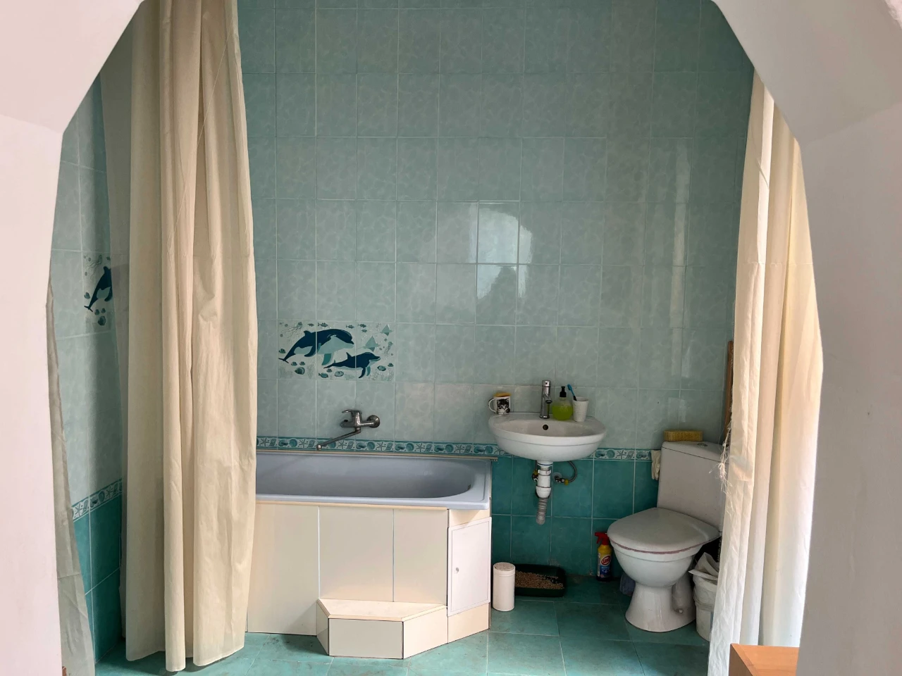 2-bedroom Apartment in Khodoriv, 2K Residential Property without Realtor
