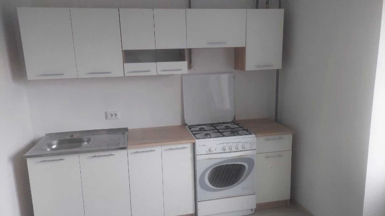 Продаж 3 кімн.квартири в Ходорові з ремонтом -новобудова.в.1