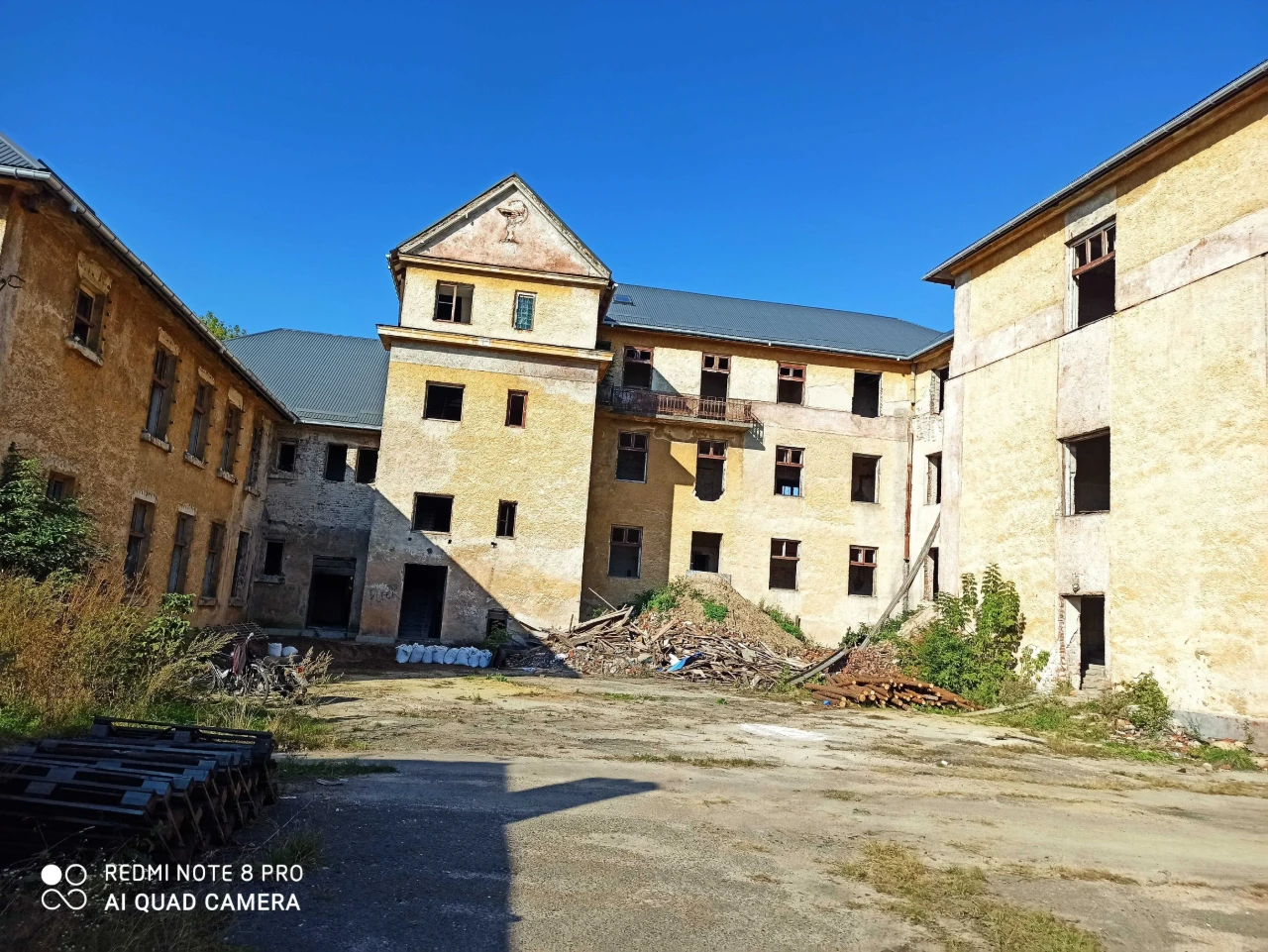 Sale - Exchange of a multi-apartment building in Rava-Ruska.