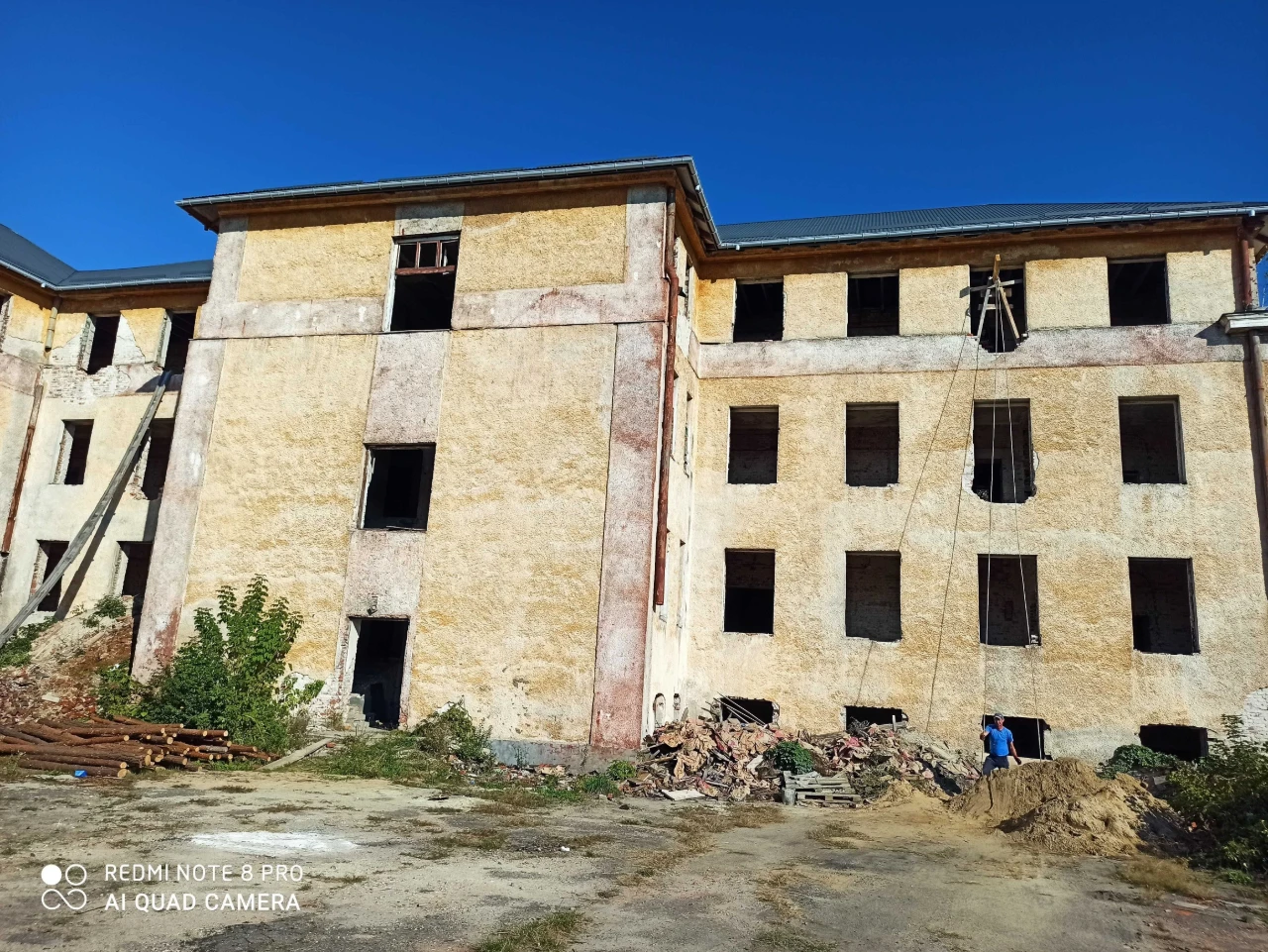 Sale - Exchange of a multi-apartment building in Rava-Ruska.
