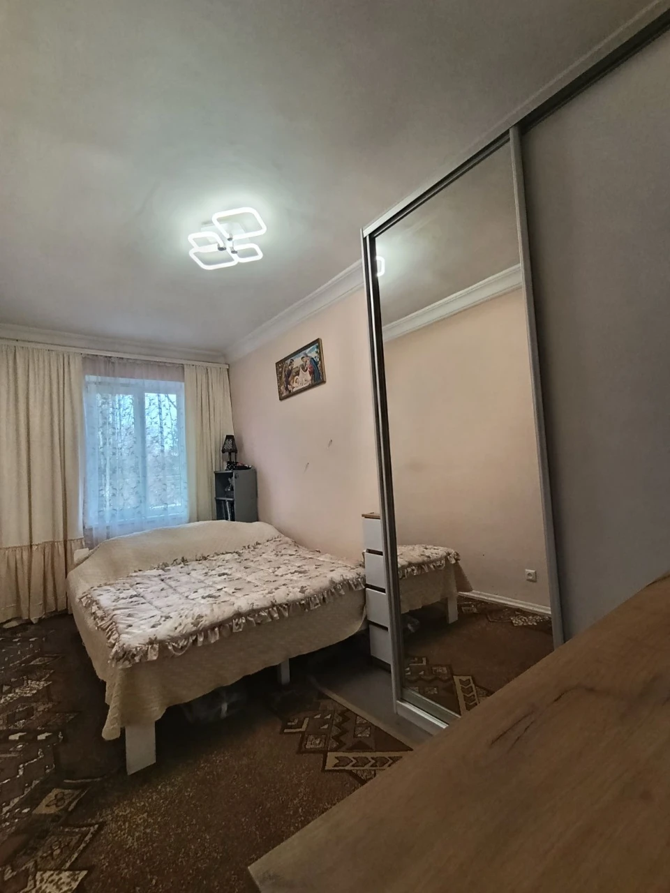 Продам 3 х кімнатну квартиру у Новому  Роздолі