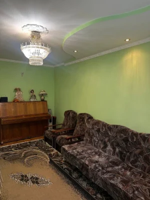 Продам квартиру 76 м2 в Новому Роздолі