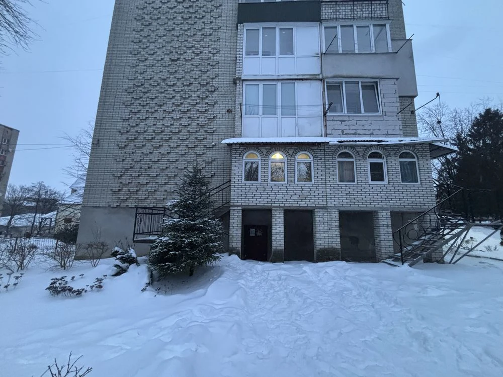 Продам квартиру 76 м2 в Новому Роздолі