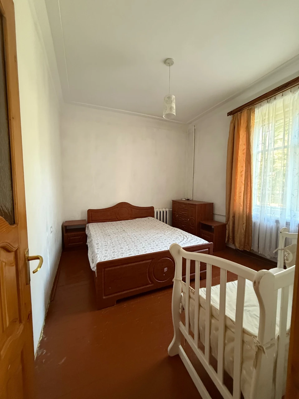 Продаж квартири,м.Новий Розділ.Ближній центр)  (без комісії!