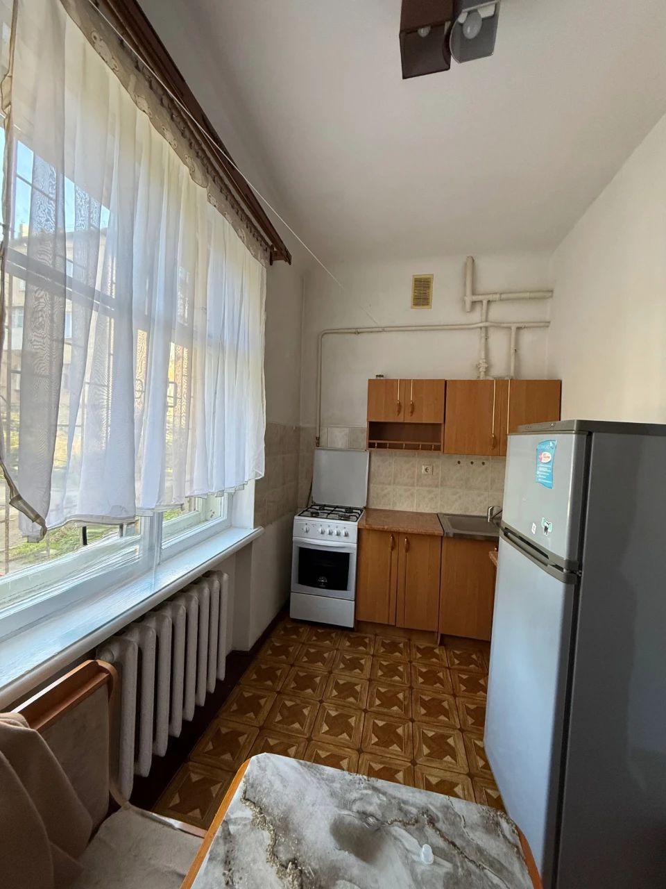 Продаж квартири,м.Новий Розділ.Ближній центр)  (без комісії!