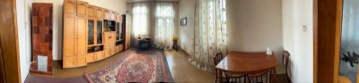 Продається 2-кімнатна квартира у самому центрі міста Рудки.
