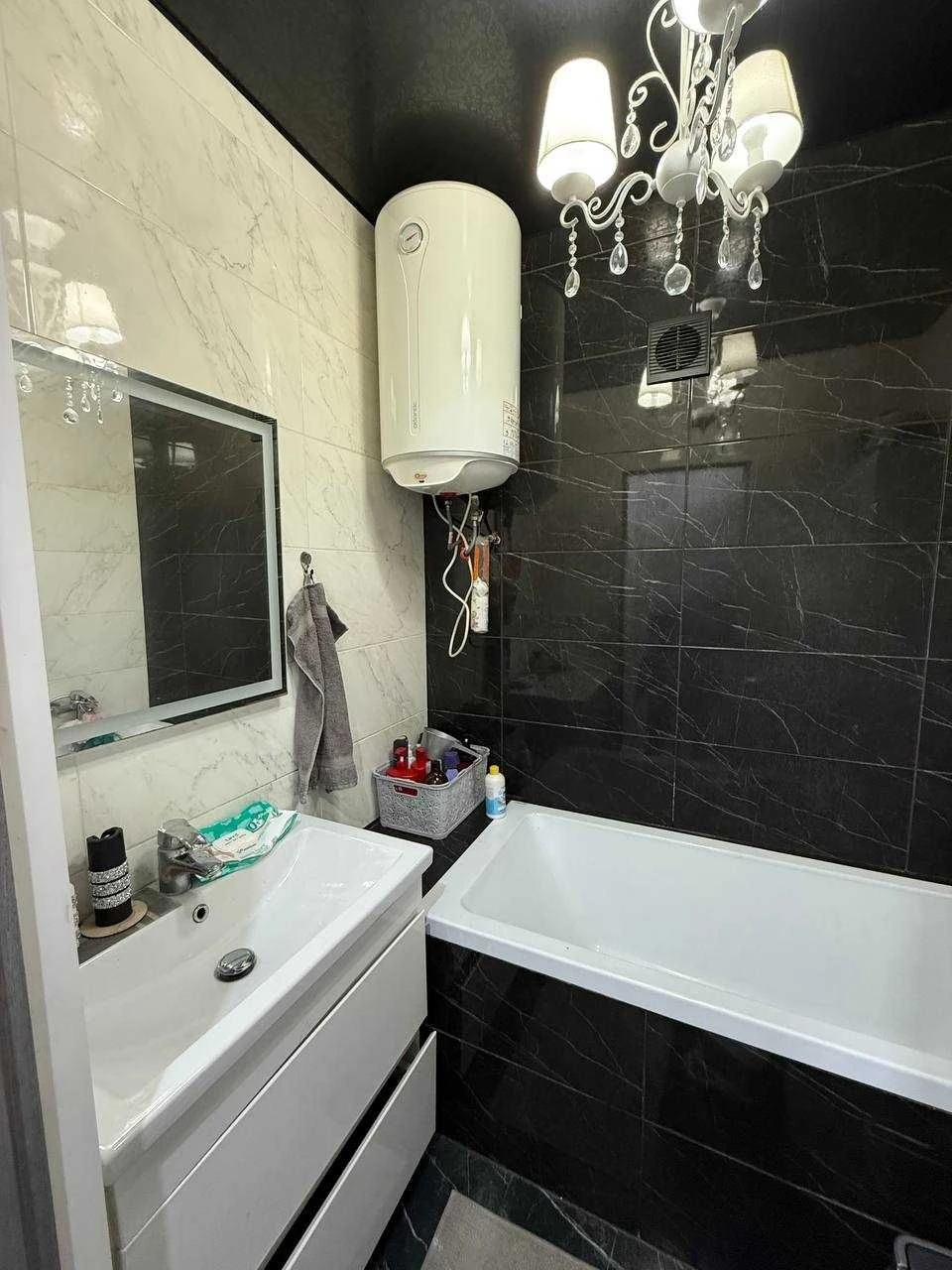 Продам шикарную 3_х км.кв.Мерефа