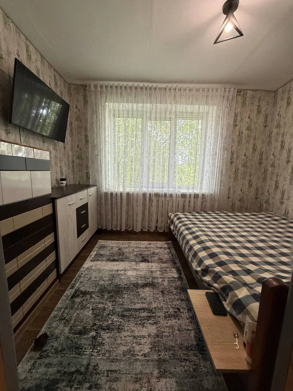 Продам 2-х кімнатну квартиру