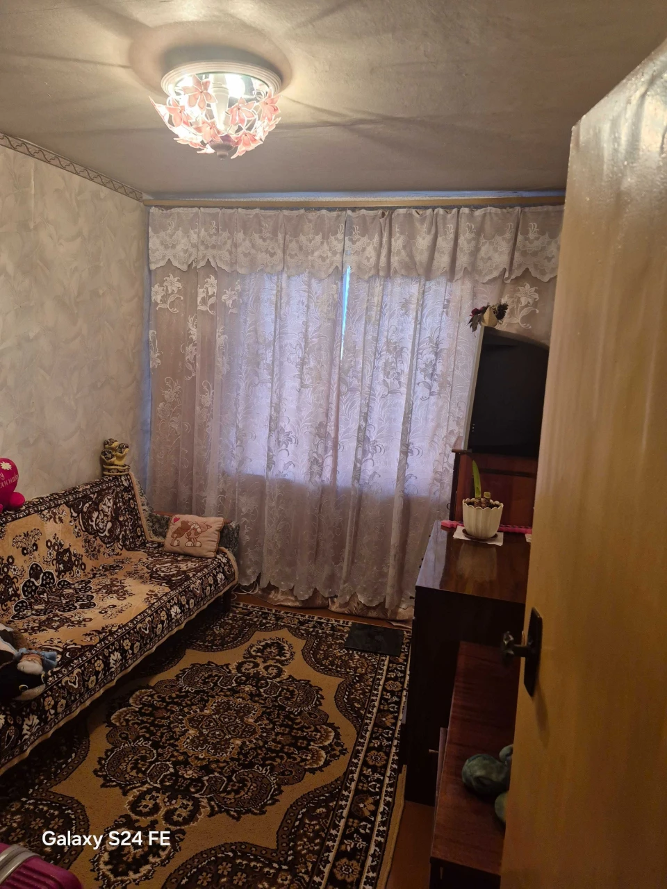 Продам 3_х кмн.кв. Мерефа(Пчелостанция)
