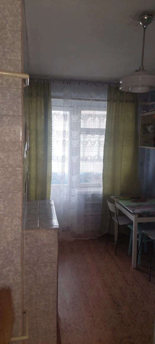 Продам двокімнатну квартиру м.Батурин