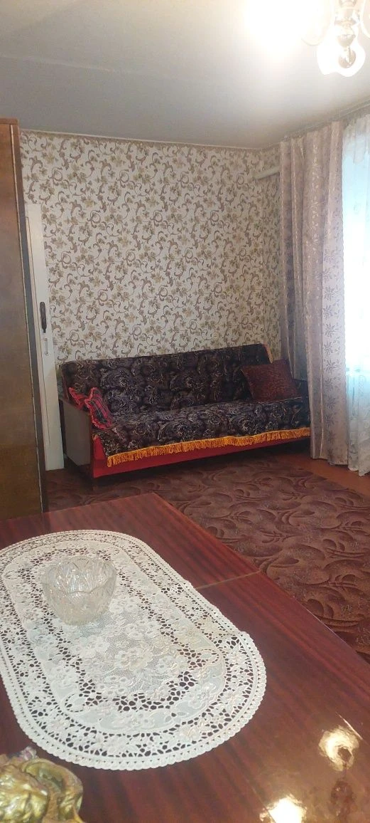 Продам двокімнатну квартиру м.Батурин