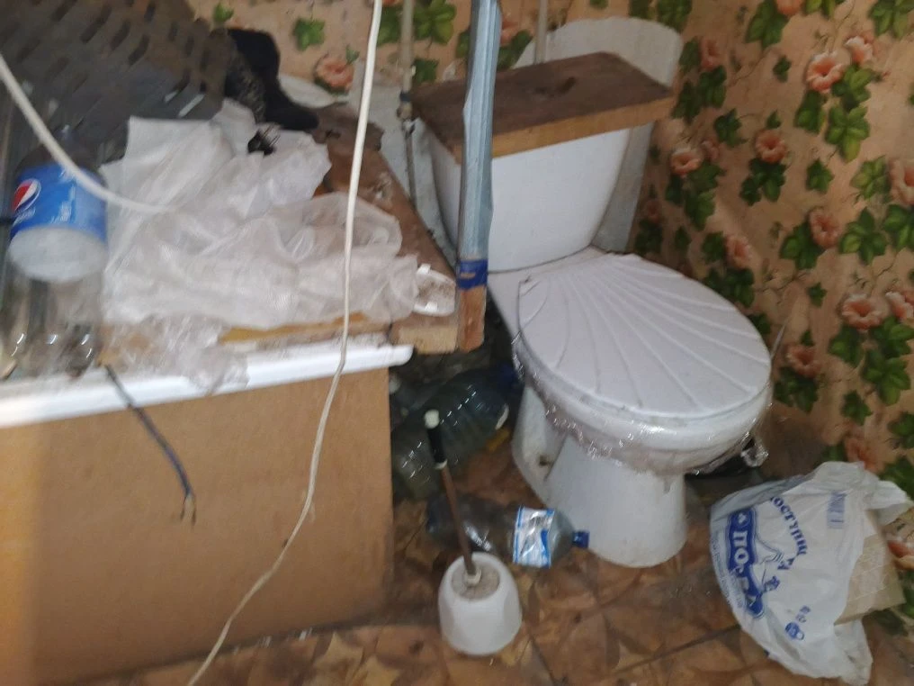 Продаю малогабаритную квартиру рн ЦРБ
