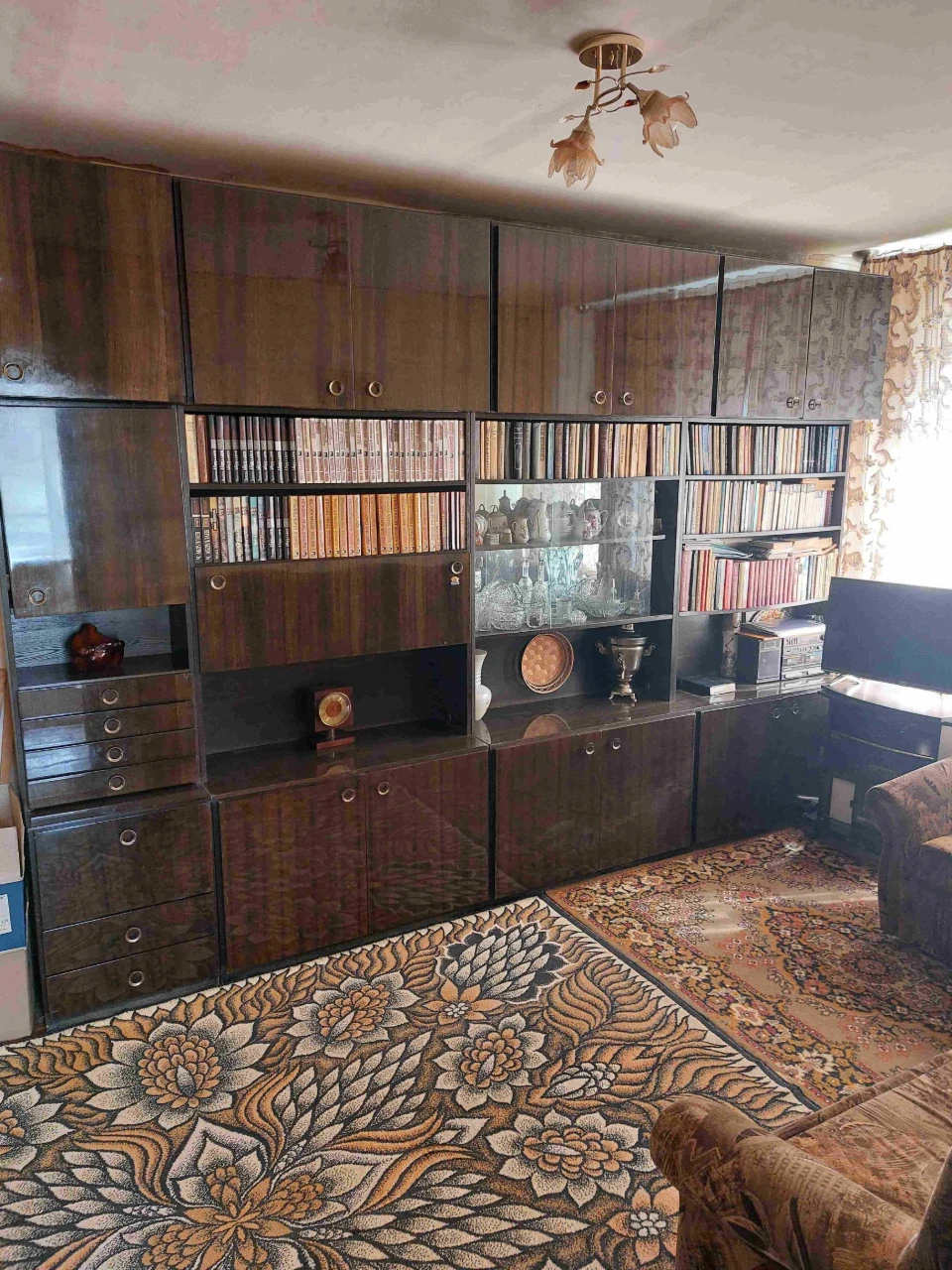 Продам 2-х кімн.кв. у м.Городня 2-й поверх