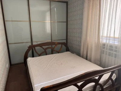 Продається трикімнатна квартира в центрі міста!