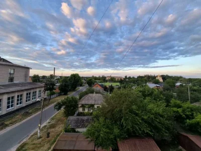 Квартира. Остер, 8 березня
