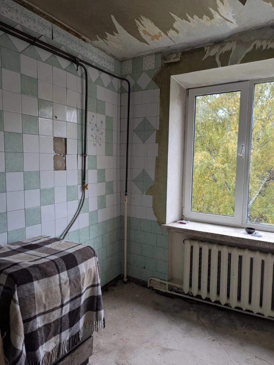 Продам трикімнатну квартиру, з можливістю проведення індивід
