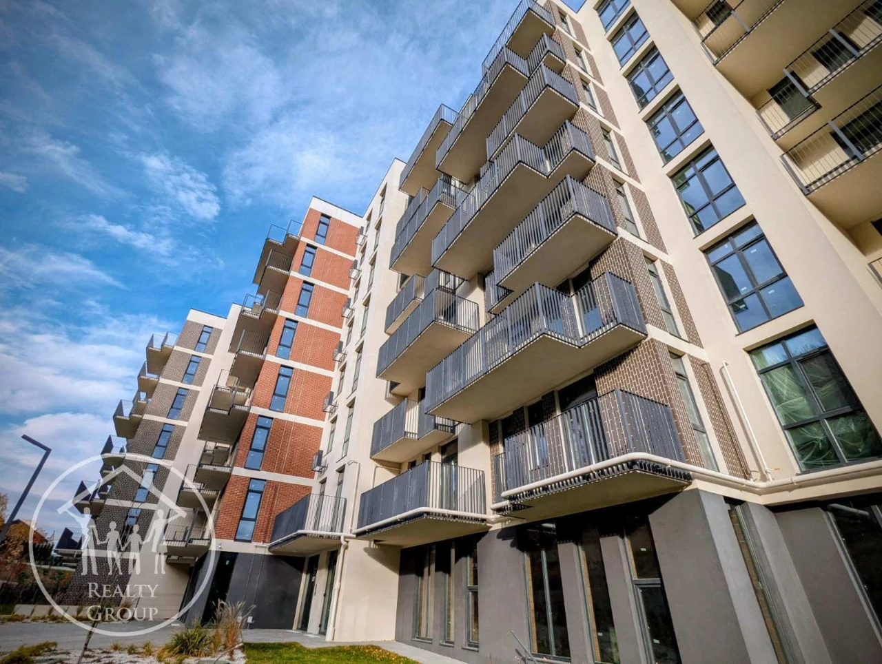 Продажа 2-комнатной квартиры 63 м2 в ЖК Perfect Life