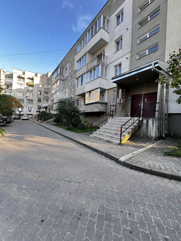 Продаж 2 кім квартири у Винниках