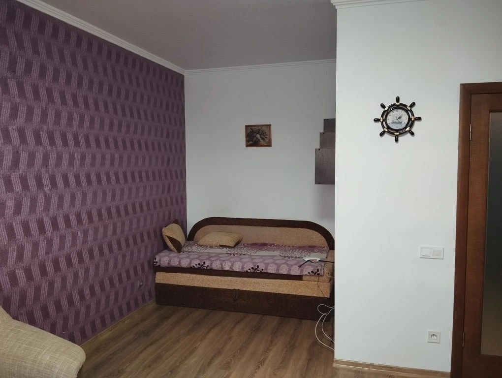 Продам від власника 1 кім-ну кв-ру на  Винниках,м.Львів. 41.