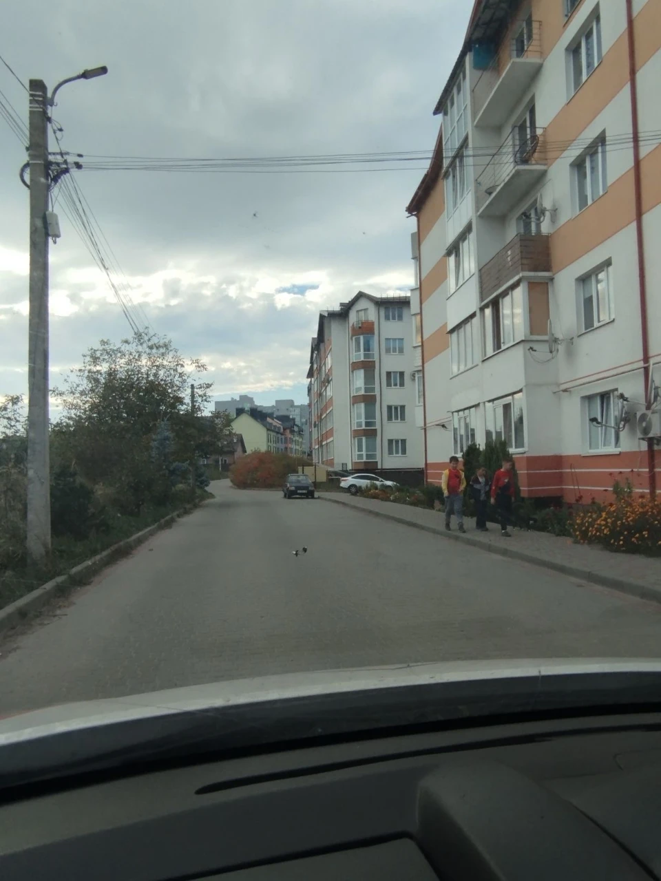 Продам від власника 1 кім-ну кв-ру на  Винниках,м.Львів. 41.
