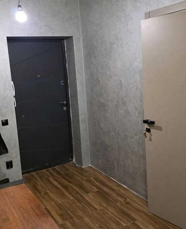 Продаж 4-к. квартири ДВОРІВНЕВА 4/4ц 103/63/40м² Винники вул