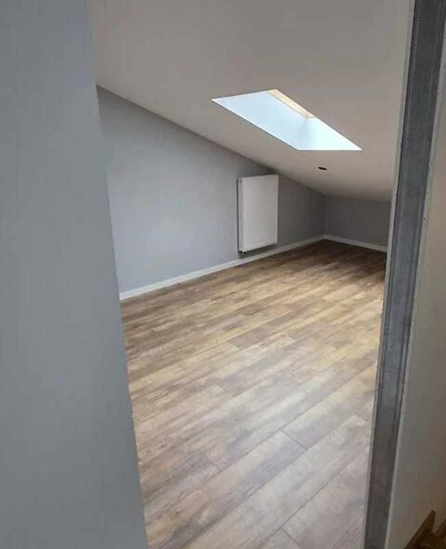 Продаж 4-к. квартири ДВОРІВНЕВА 4/4ц 103/63/40м² Винники вул