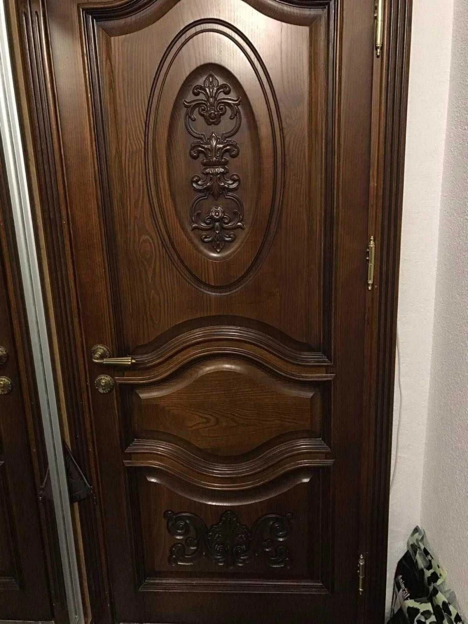 Sale of a 4-room, two-level apartment with a euro renovation and furniture