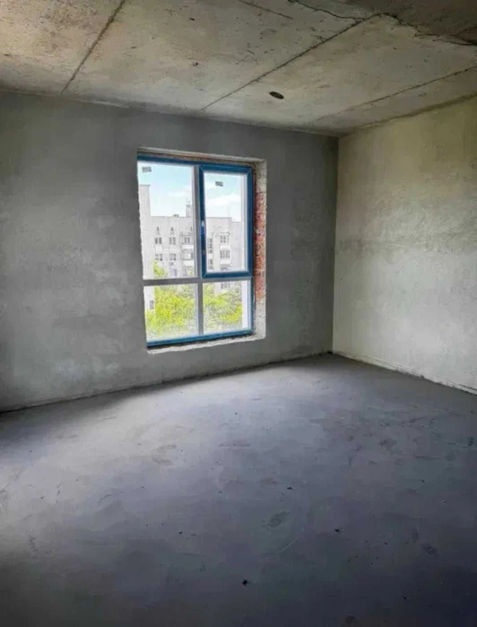Sale of a 5-room, 2-story apartment, unfurnished, new building