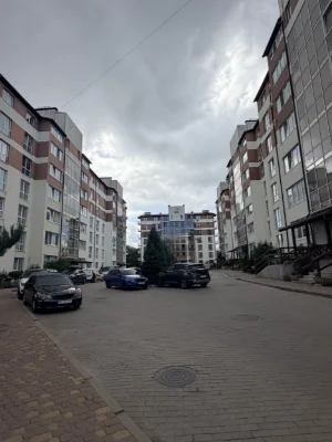 Продаж 2-кімнатної квартири 67 м.кв., в. Винна Гора/Винники