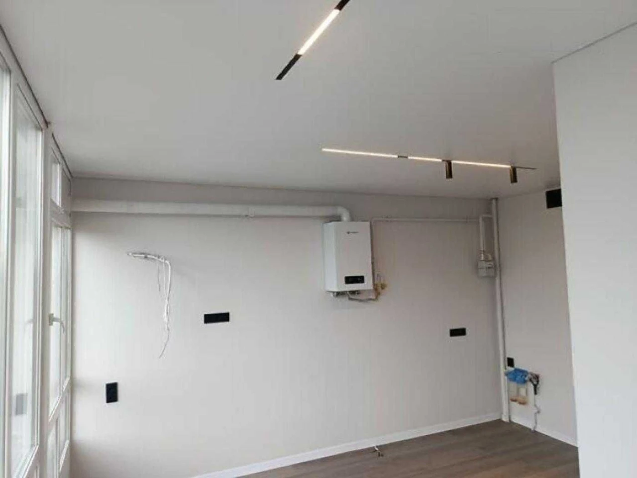 Sale of a 2-room apartment with a euro-renovation in a new building, location