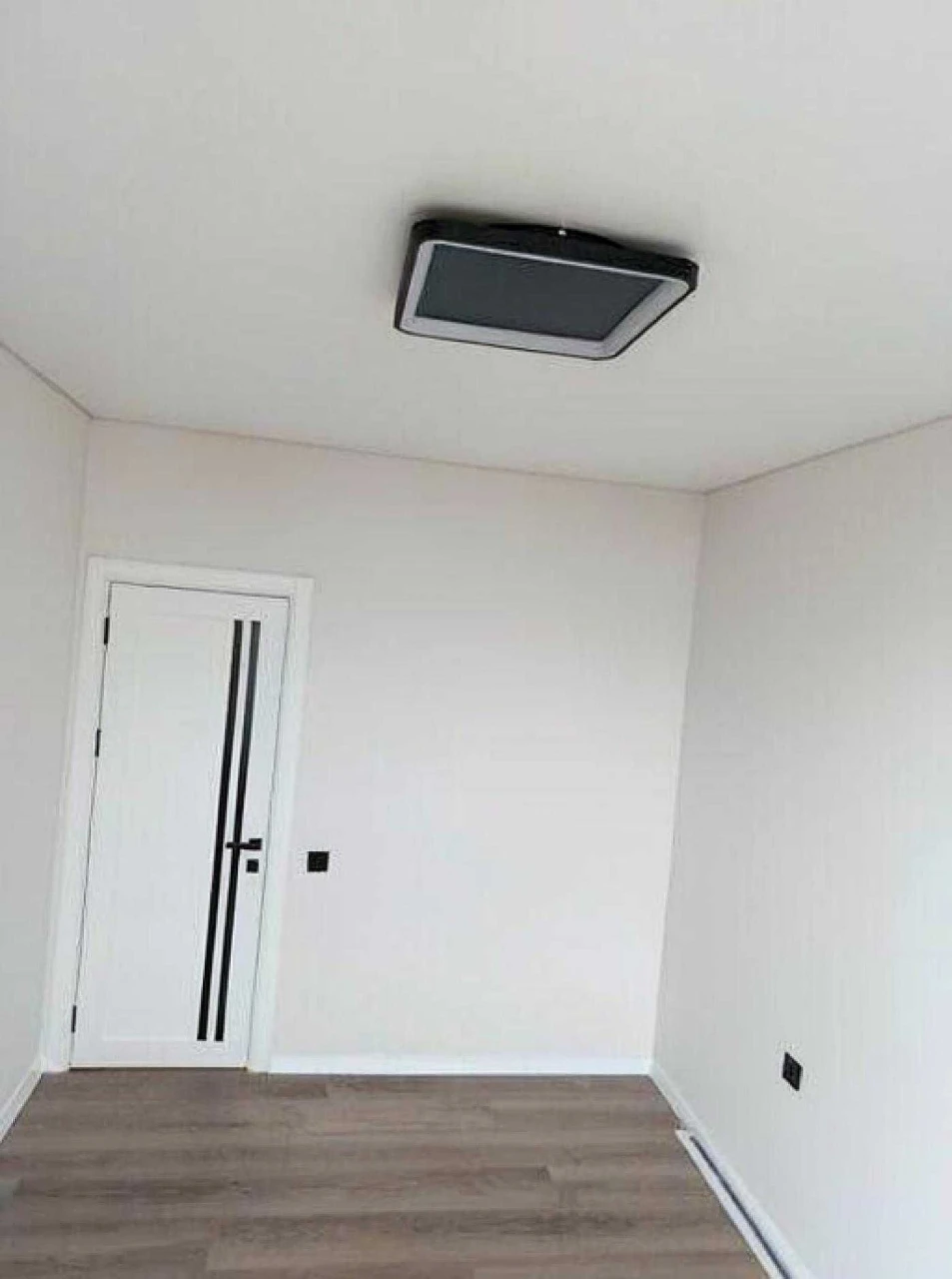 Sale of a 2-room apartment with a euro-renovation in a new building, location